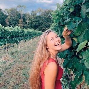 Meet your Posher, Lillian